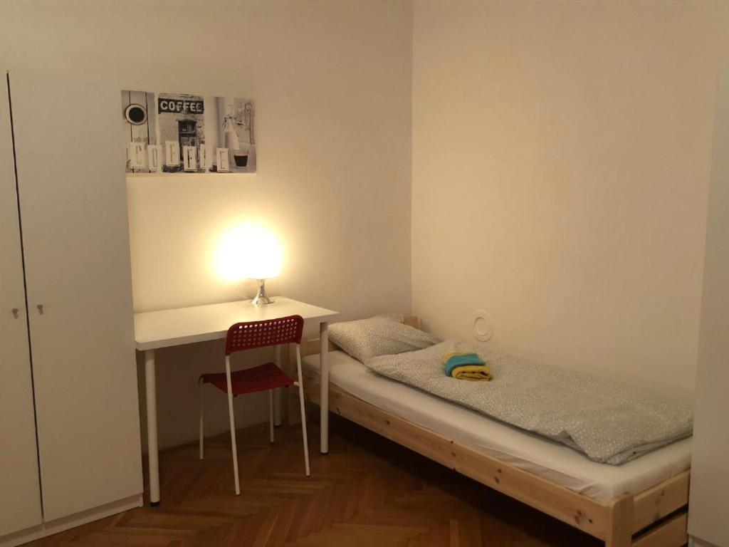 Rooms Veveri - Uvoz, 10 Min Peski Do Centru Brno Exterior photo